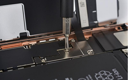 你知道一个手机上有多少螺丝吗？你是不是从来没发现过？