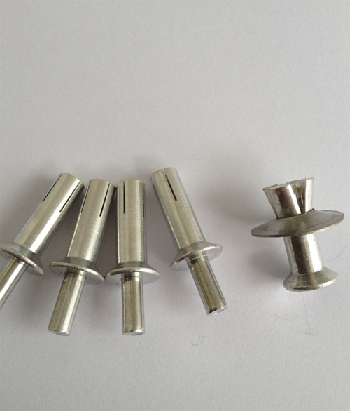 击芯铆钉 击芯铆钉